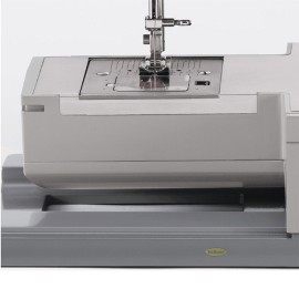 Máquina de Costura Doméstica Singer Facilita Pro 4423 Super Forte com Mesa Extensora